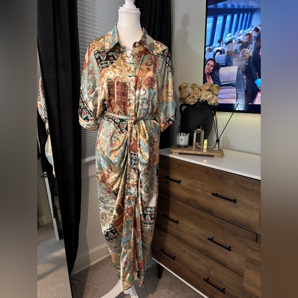 SHEIN Dresses & Skirts - Silk Touch Multicolor Long Sleeve Dress